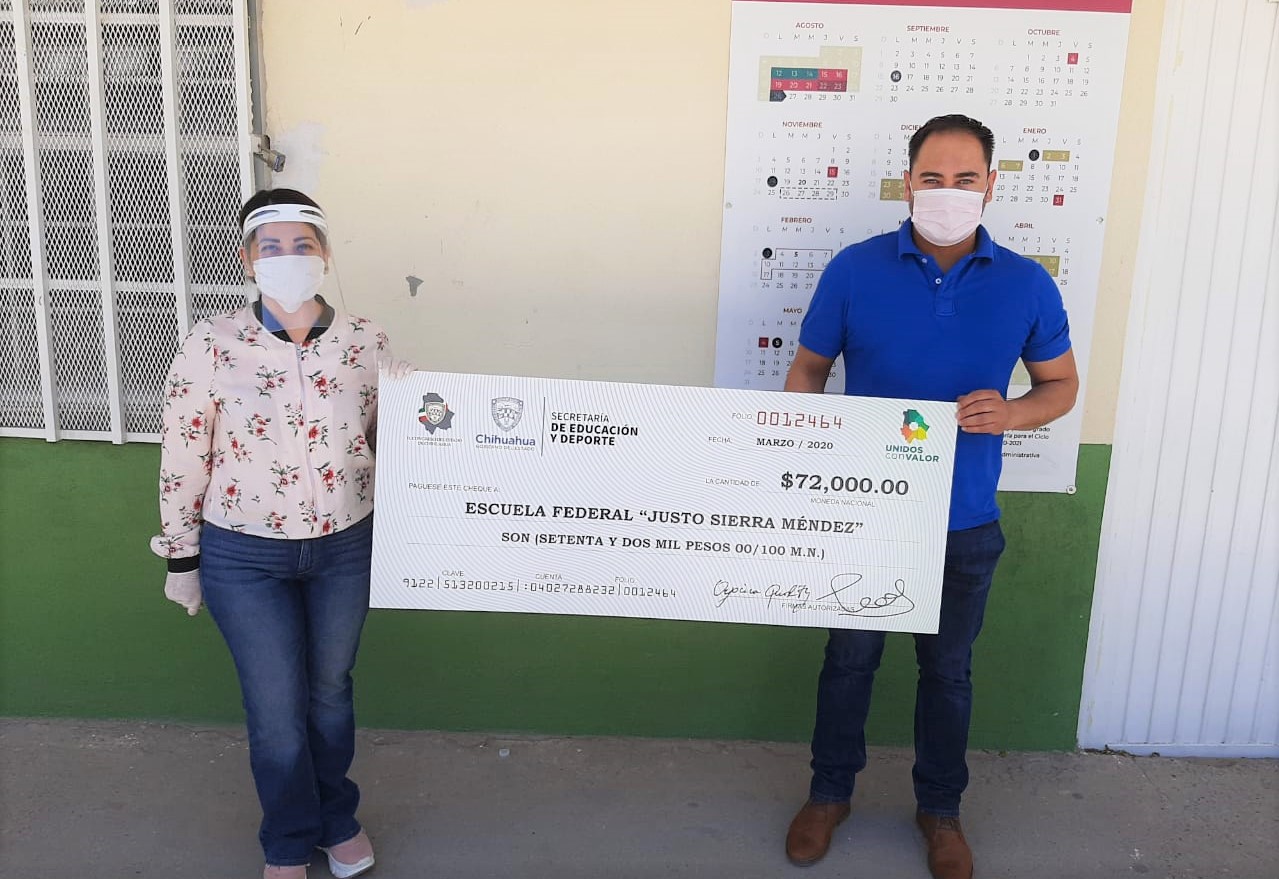 Entrega diputada Ozaeta 72 mil pesos a la escuela Justo Sierra Méndez
