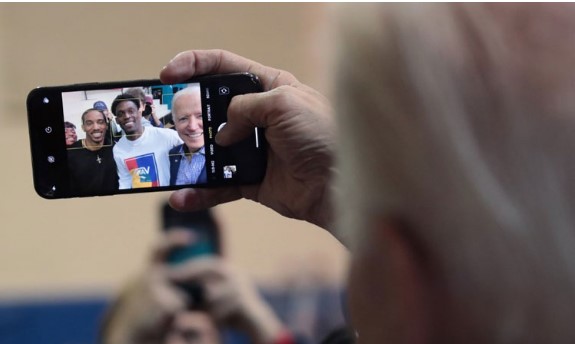 Apple patentó un sistema para crear selfis a distancia