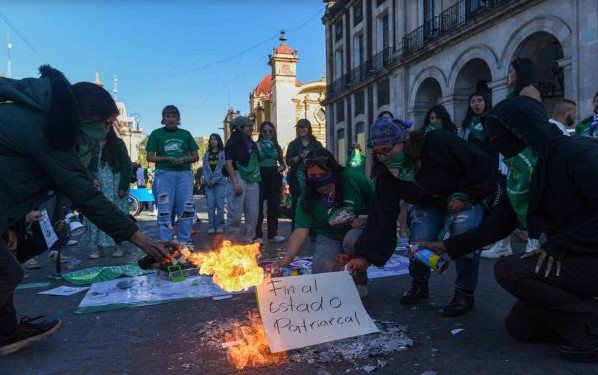 Corte despenaliza el aborto en Chihuahua