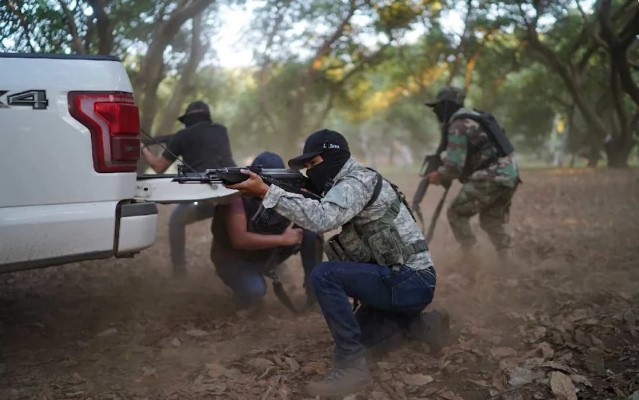 EU ofrece recompensa por tres narcos mexicanos; Sedena los sigue desde 2021 sin detenerlos