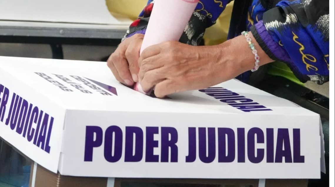 Acelerarán diputados aval a iniciativa presidencial para que congresos voten la reforma judicial el 29 de mayo.